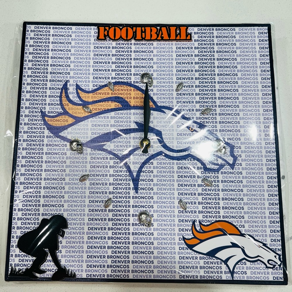 Bronco clock
